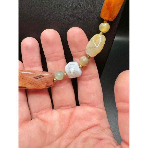 Vintage Agate Semi Precious Stone Necklace - Picture 5 of 9